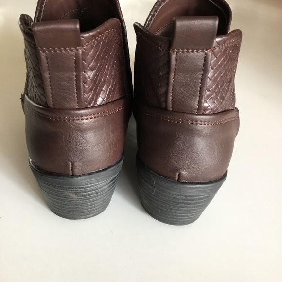 EASY STREET WESTERN STYLE ANKLE BOOTIES - Picture 6 of 12